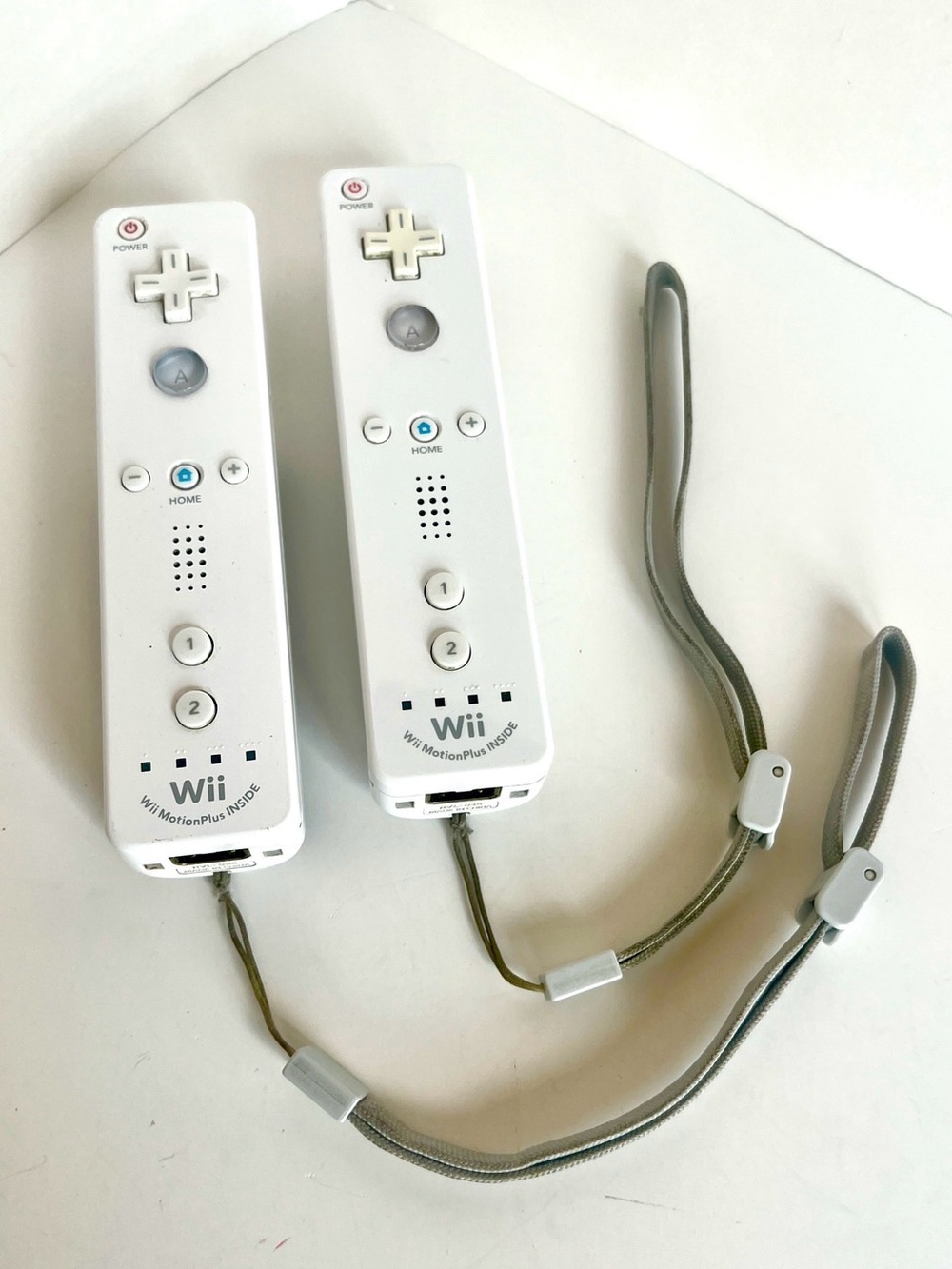 Nintendo RVL-036 Wii Remote Controller Lot Of 2 White Motion Plus With Straps